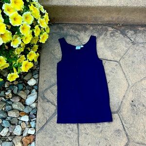great condition! navy blue tank top! GAP kids!